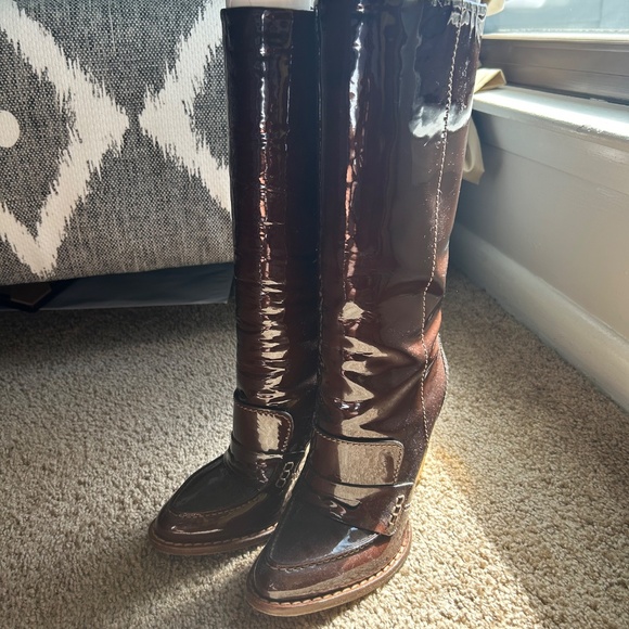 Dolce & Gabbana Heeled Boots - Picture 8 of 10